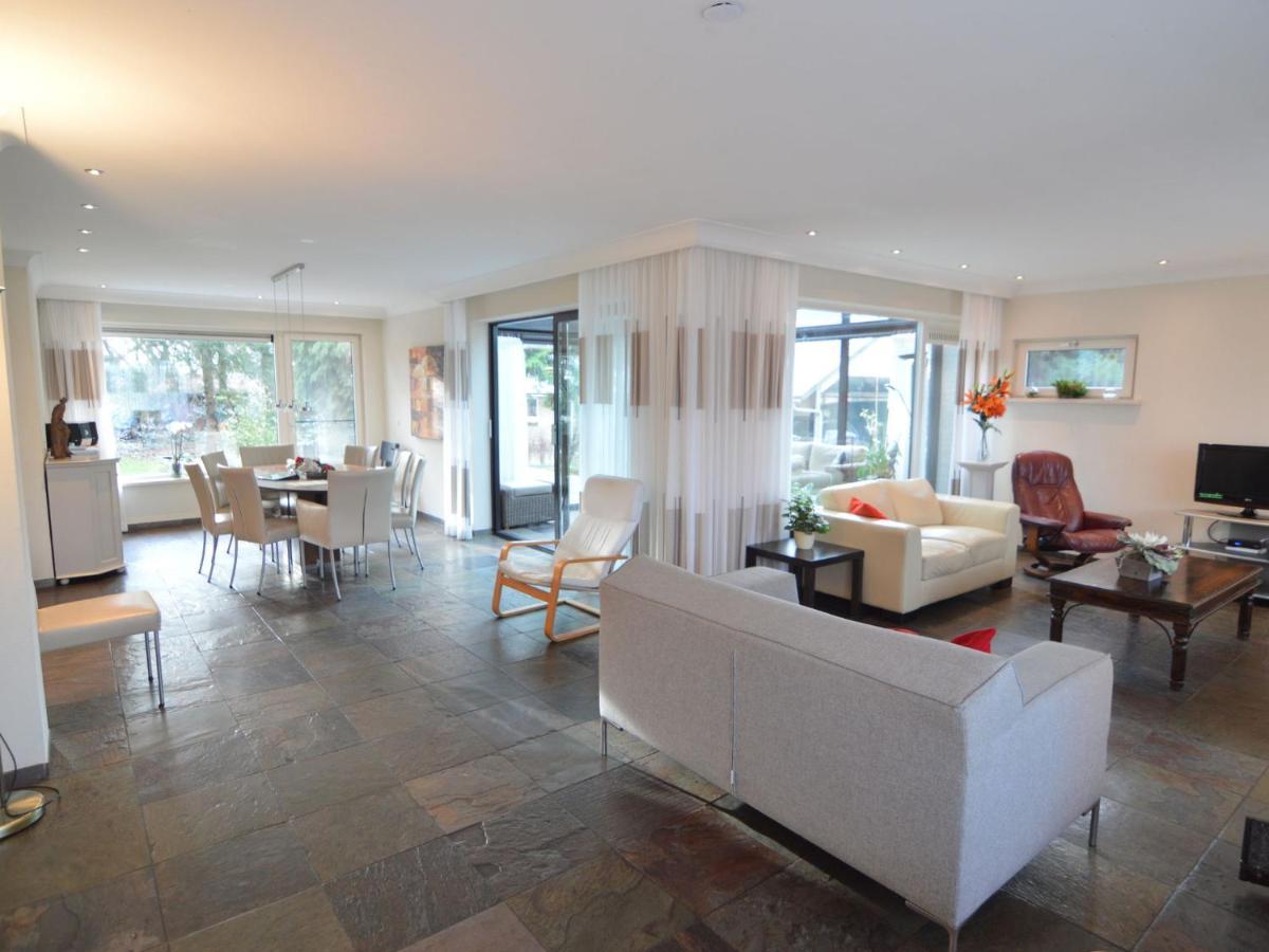 Stunning Villa In Venhorst With Sauna Luaran gambar